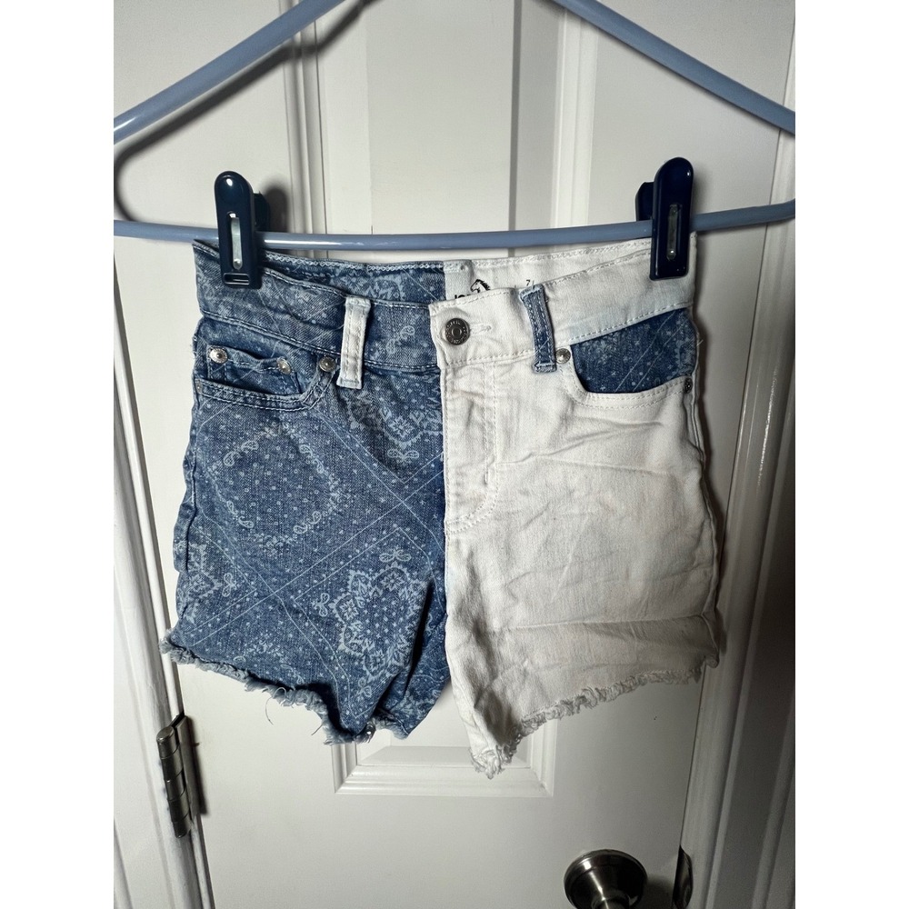 Jordache Girls Two Tone Bandana Paisley Denim Shorts Blue White Size 7 Cut Offs